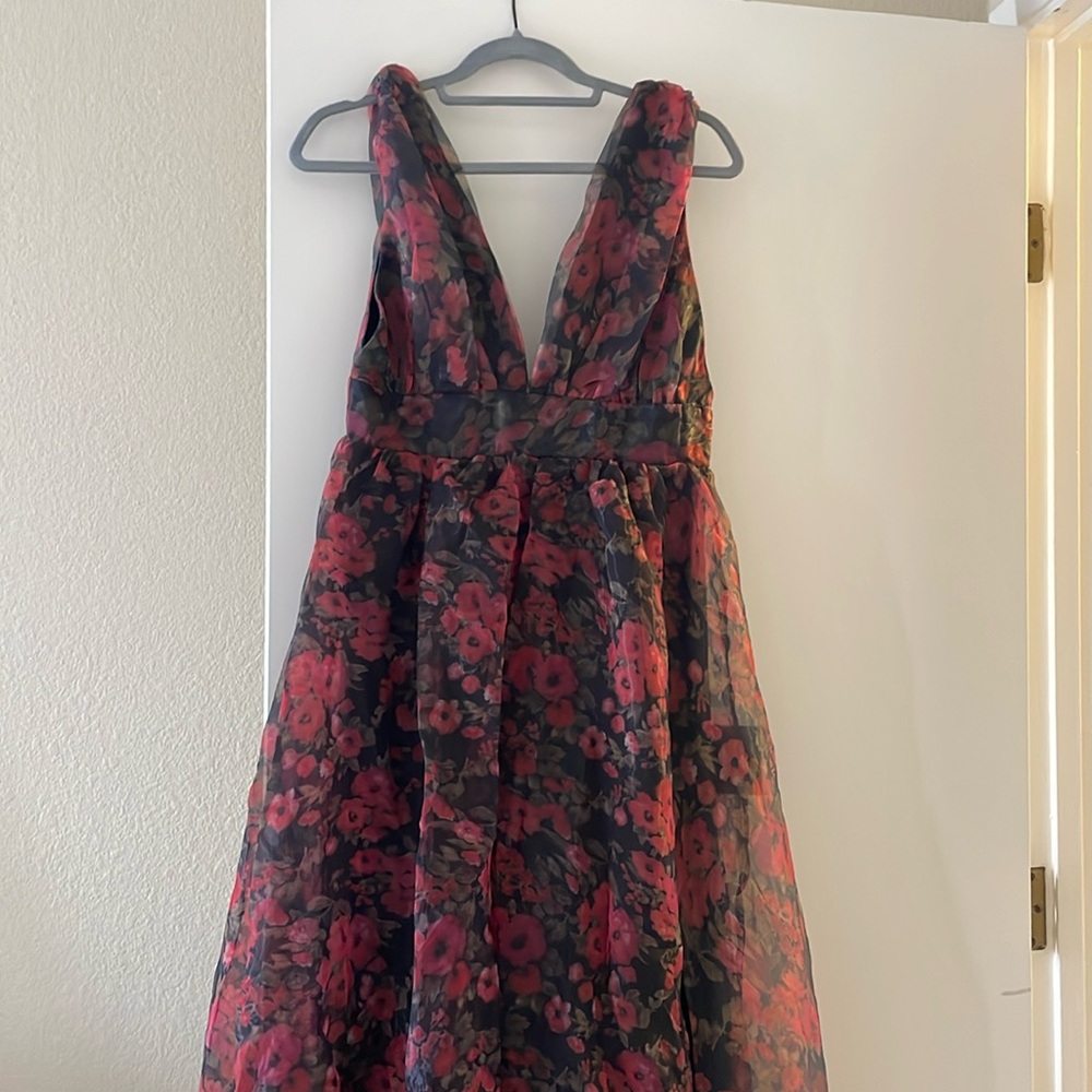 Lulus garden of passion black floral print organza maxi dress